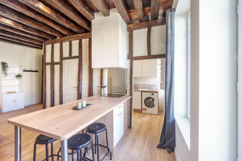 Oasis Du Confort Lägenhet Châteauroux Exteriör bild